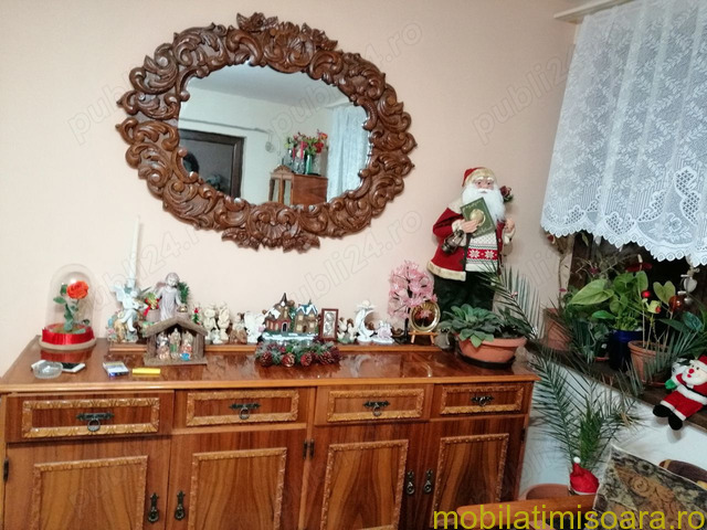 mobila din lemn masiv , sculptata