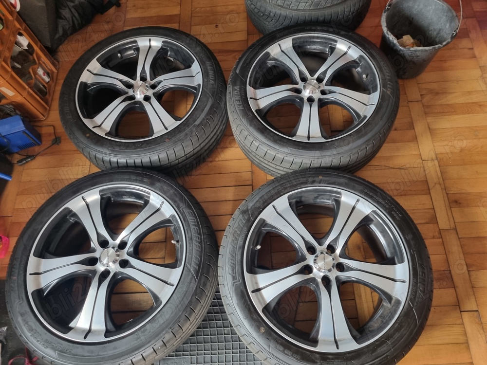 4 cauciucuri de vara noi 245 45 19 cu jante de aliaj 5x de Audi A 6 