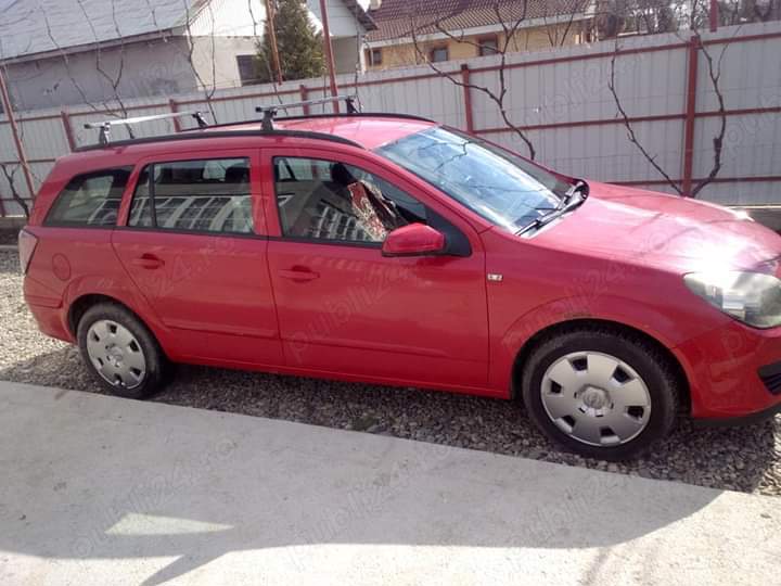 Schimb sau vând Opel Astra h 