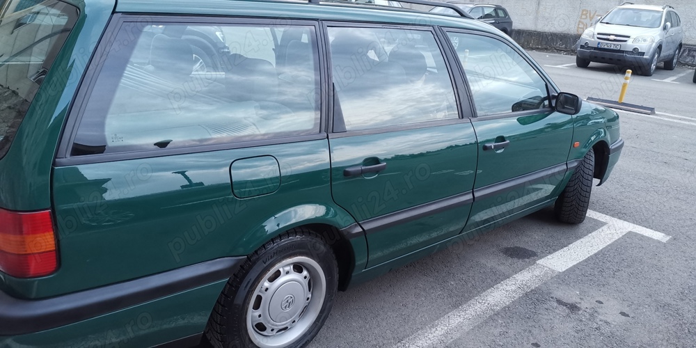 Vw pasat intermediar an 93 ținut doar în garaj