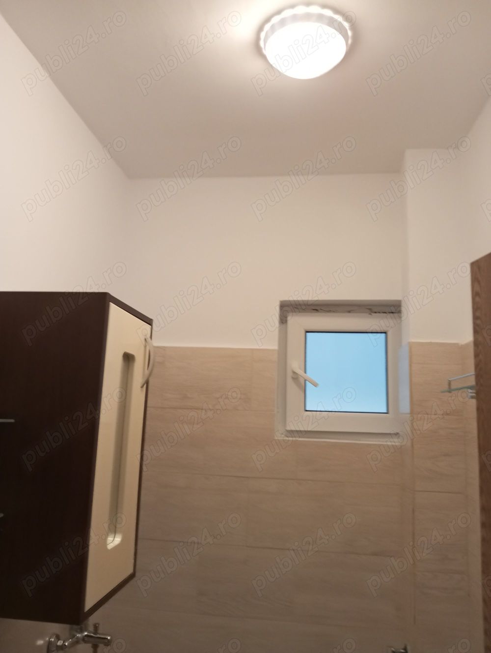 Vânzare apartament cu două camere