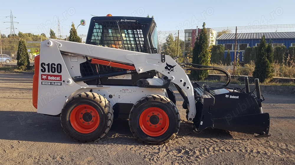 Inchiriez BOBCAT S 160 High Flow