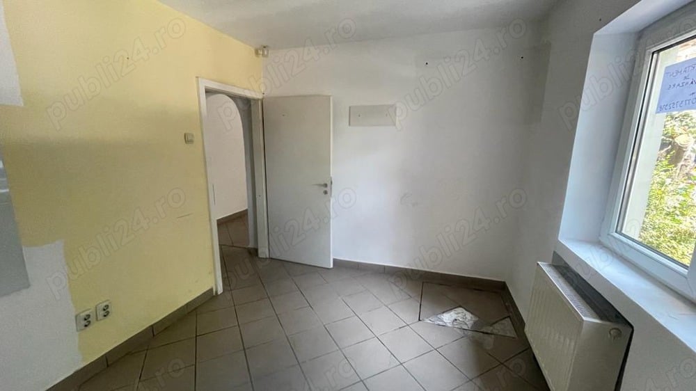 De vânzare apartament 2 camere la parter în Complexul Studențesc 