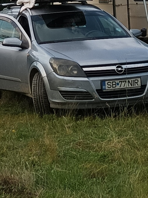 Dezmembrez Opel Astra 