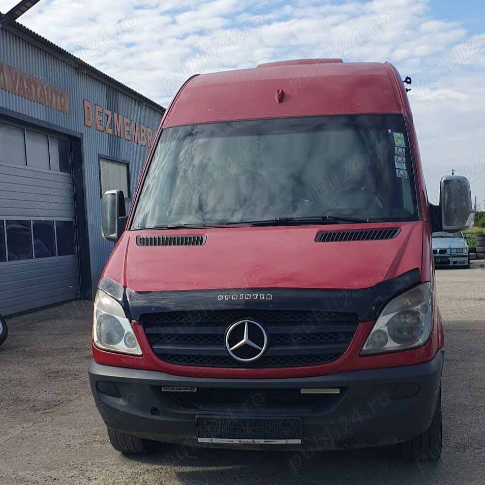 Dezmembram Mercedes-Benz Sprinter 318 cdi 3.0d tip motor OM 642 an 2006-2010 184CP