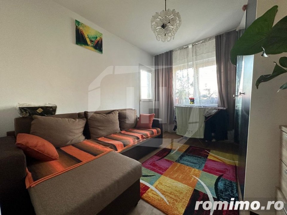 Apartament 4 camere decomandate, 2 bai, zona Calea Floresti