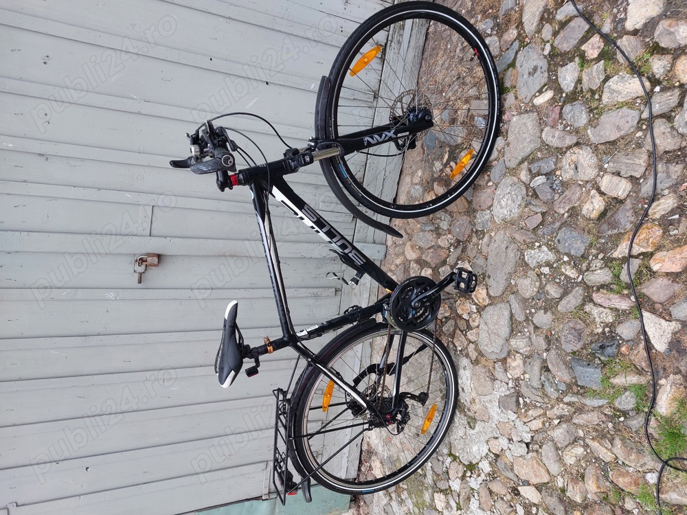 vând bicicleta de barbati 