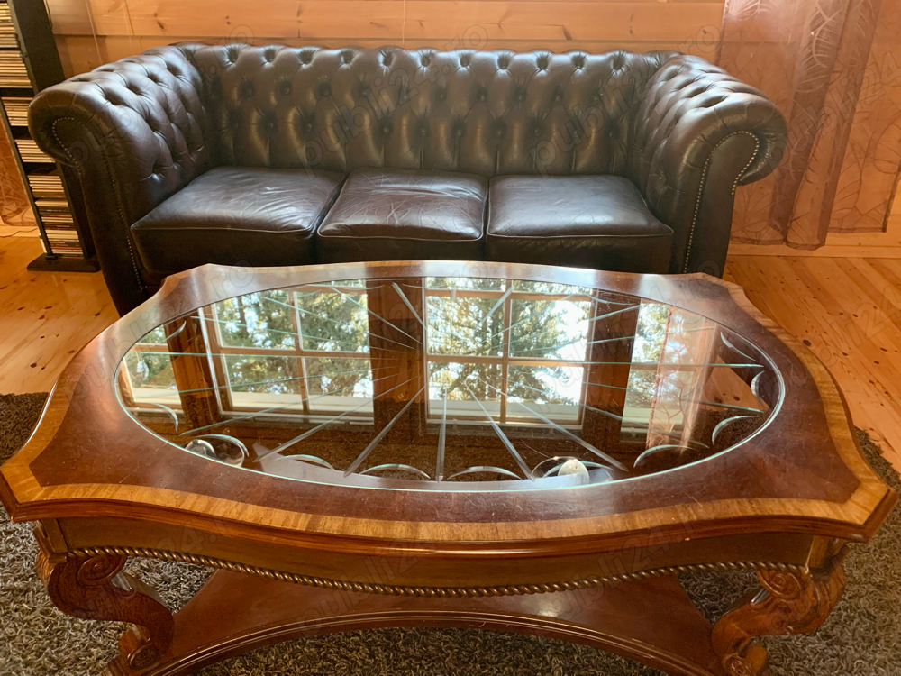 Classy coffee table