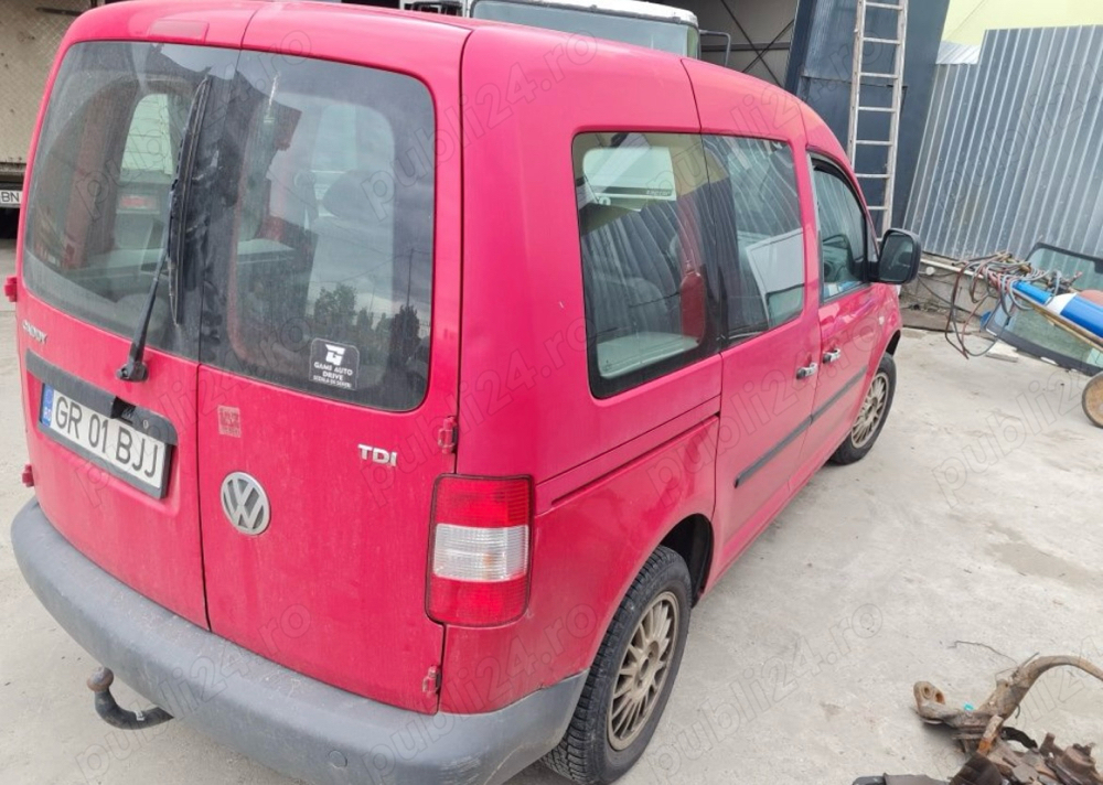 Dezmembrez VW Caddy 1.9 tdi 