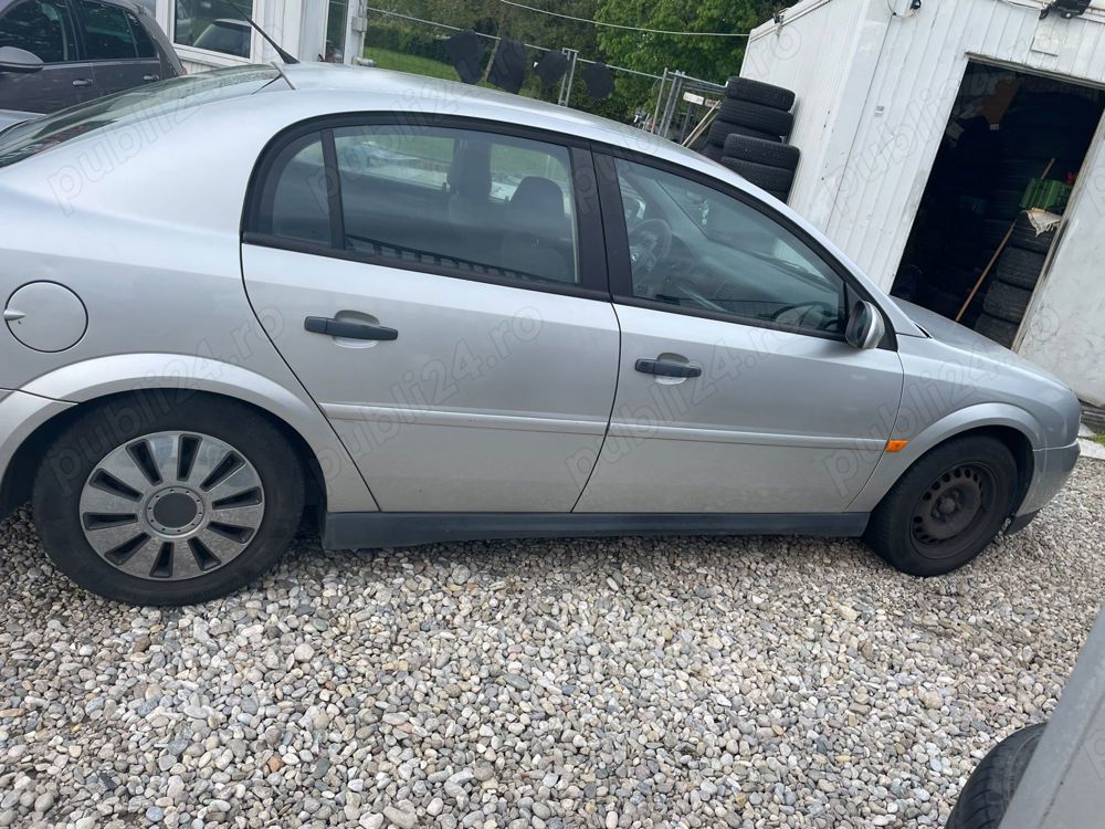 Dezmembrez Opel vcetra C 