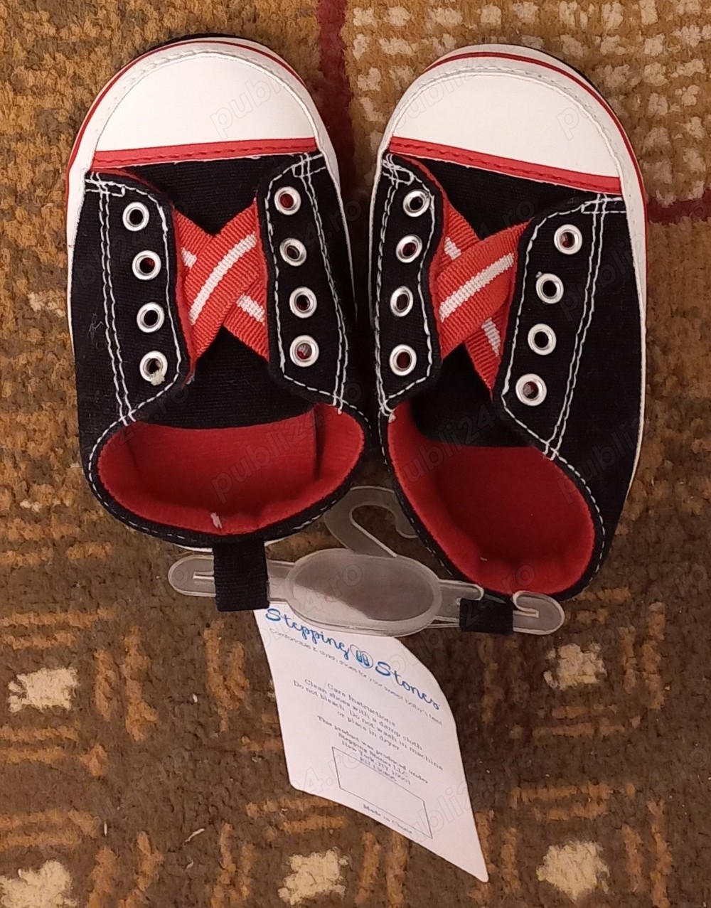 Tenisi adidasi bleumarin NOI CU ETICHETA 6 - 9 luni