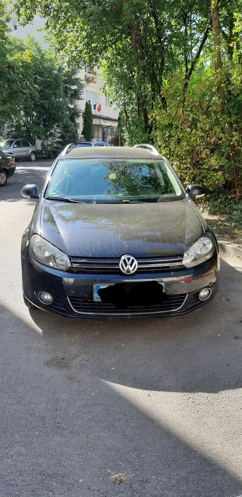 Vând golf 6 2012  1,6 tdi 105 cp 