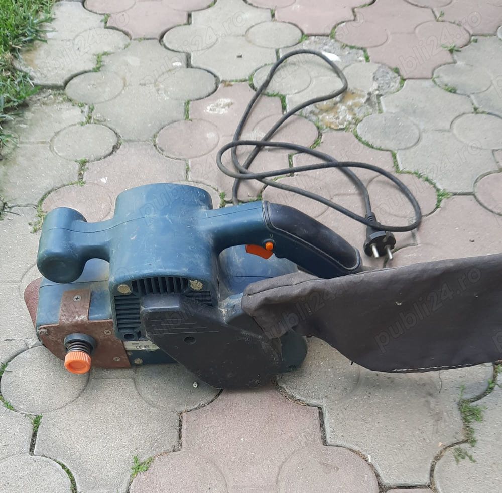 Vand masina de slefuit lemn