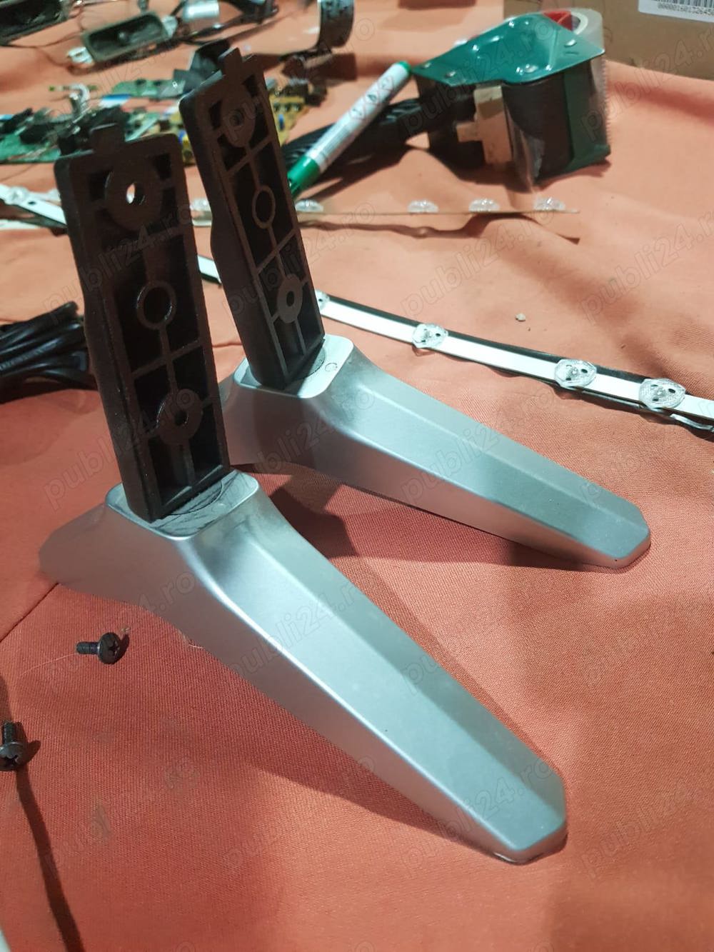 set 2 picioare de pe tv JVC vestel lt-32v4200