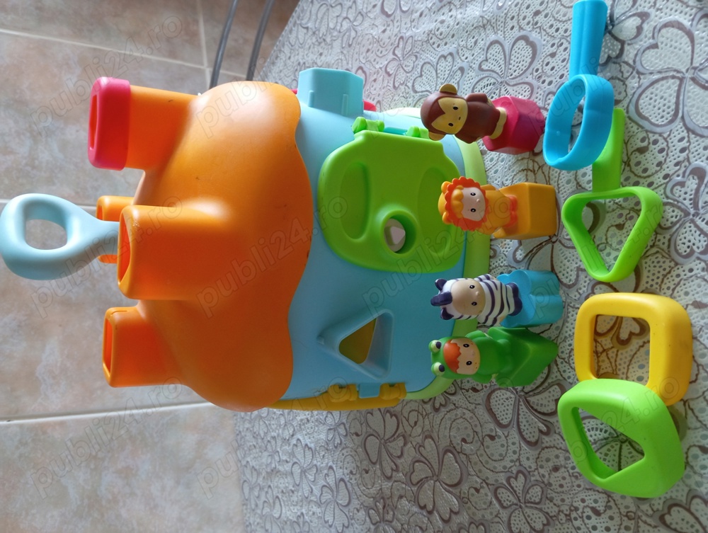 Vand jucarie copii cu forme geometrice