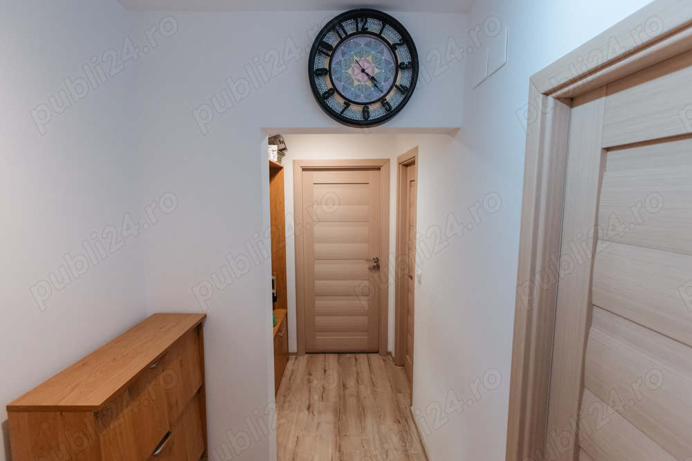 Apartament 3 camere, decomandat,Vlaicu