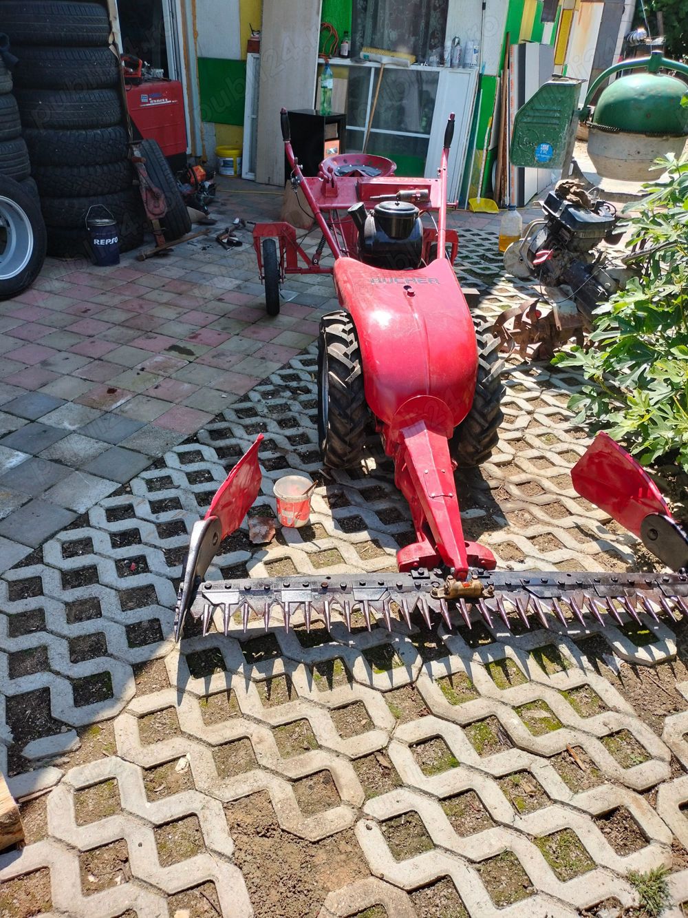 Vand doua cositori de firma an stare buna de funcționare.