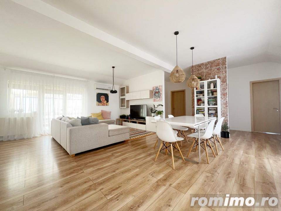 Apartament 3 camere, decomandat, 115mp, terase 26mp, etajul 3, în Giroc/Planete 