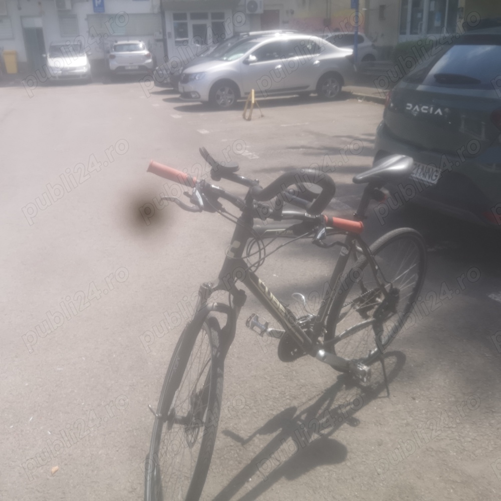 Bicicleta CUBE