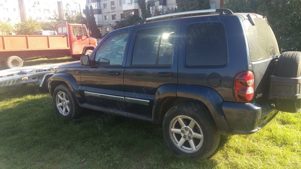 Jeep Cherokee KJ