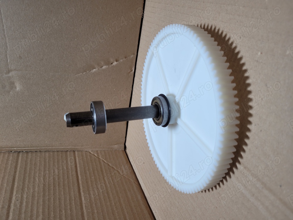 Ax pinion cu fulie si rulmenti betoniera Lescha Germania