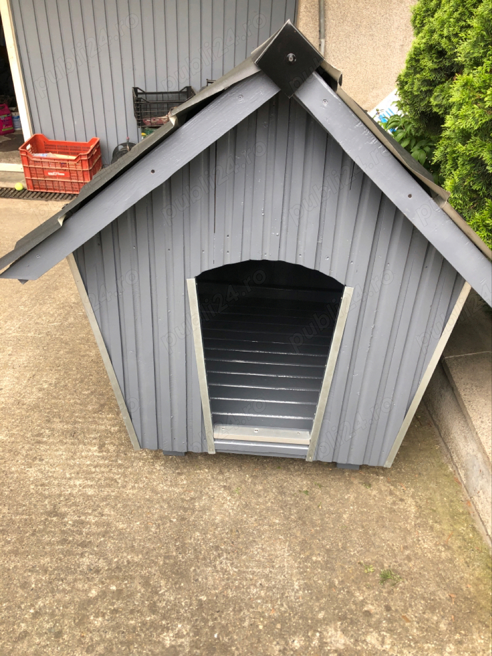 vand cusca pentru caine mediu  vand cusca pentru caine mediu