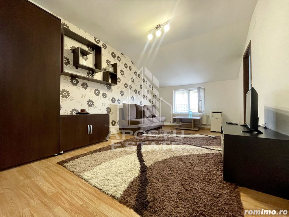 Apartament cu o camera, centrala proprie, zona Girocului