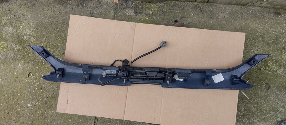 Ornament cu buton deschidere haion ford mondeo mk 5 