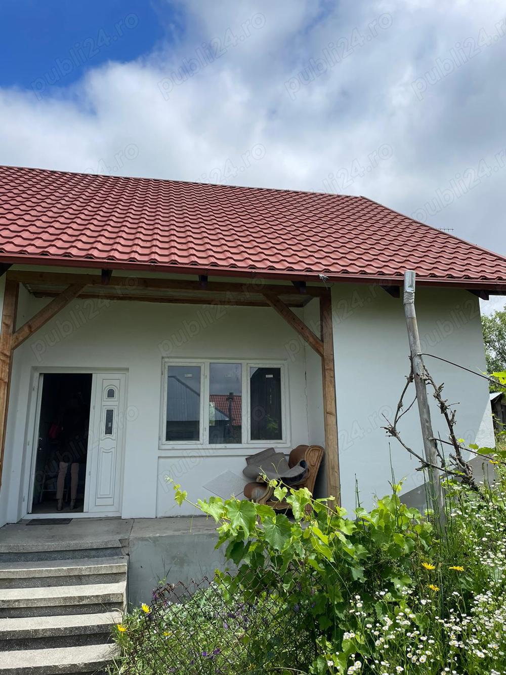 Casa renovata, anexe, 11.124 mp teren situata in comuna Coseiu