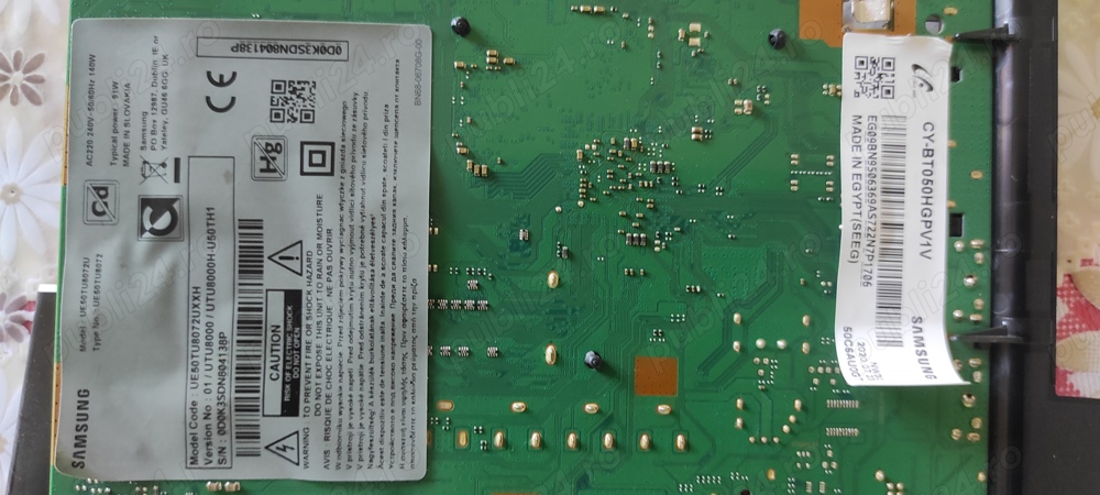 Dezmembrez tv Samsung model ue50tu8072u