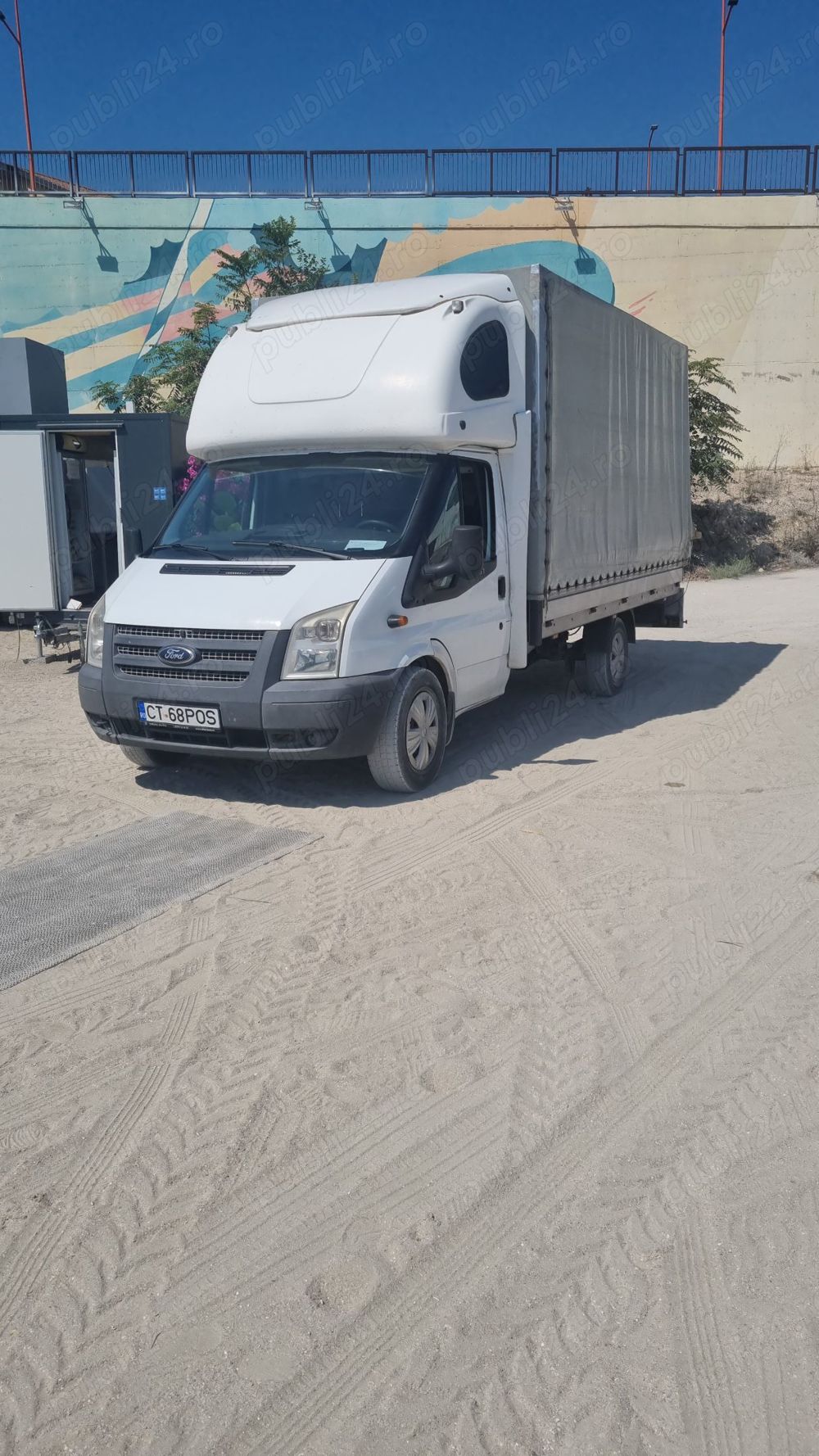 Transport marfă mutări și debarasări 