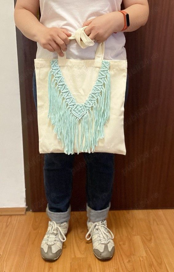 Sacosa decorata in stil boho