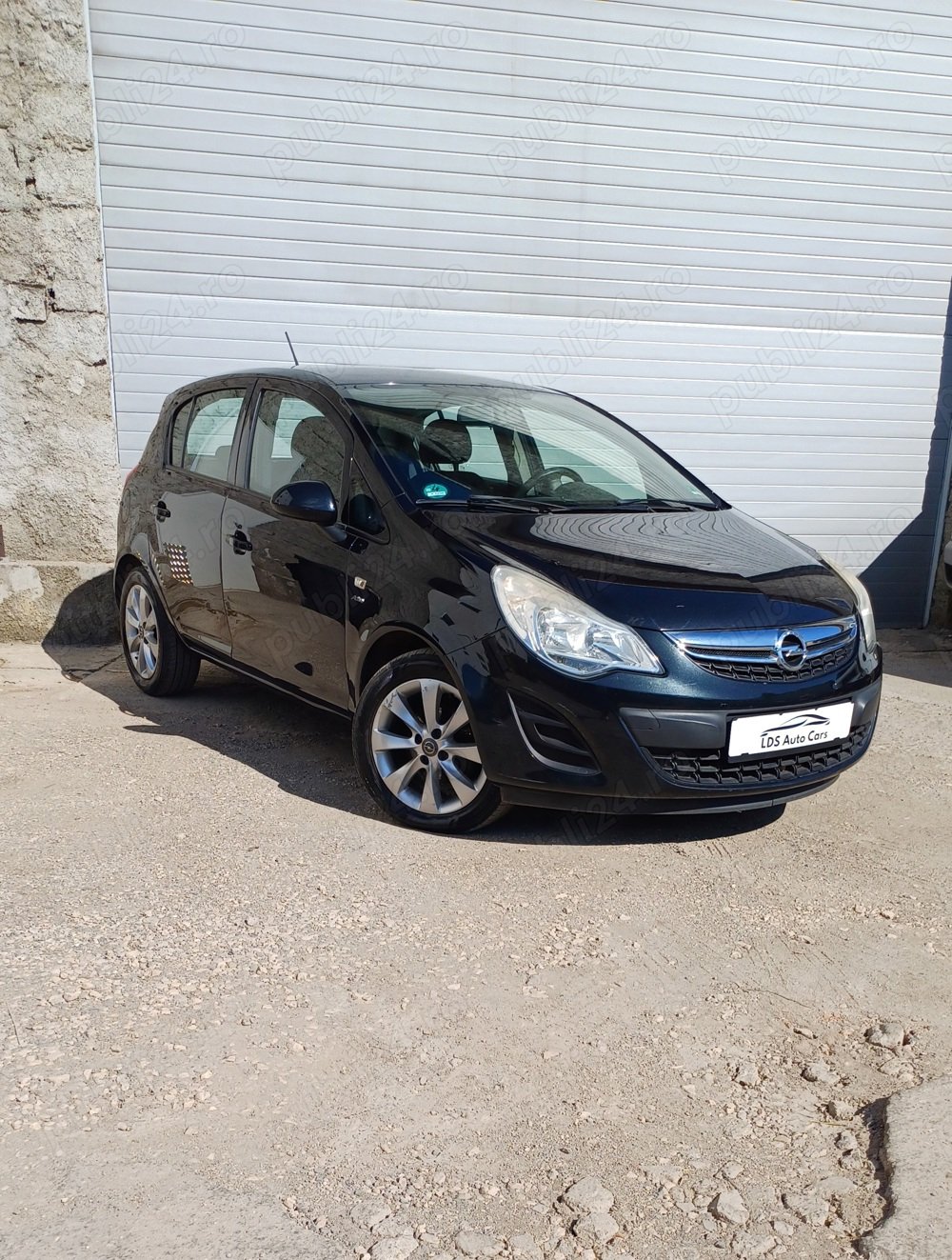 Opel Corsa D 2013 1.4 benzină