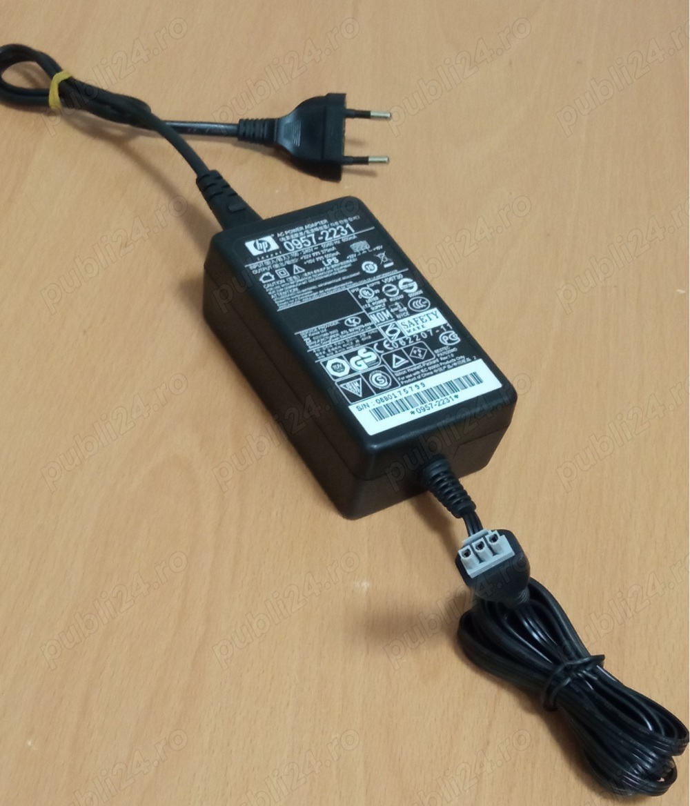 Vand Alimentator HP pentru Imprimanta .Are 2 Tensiuni