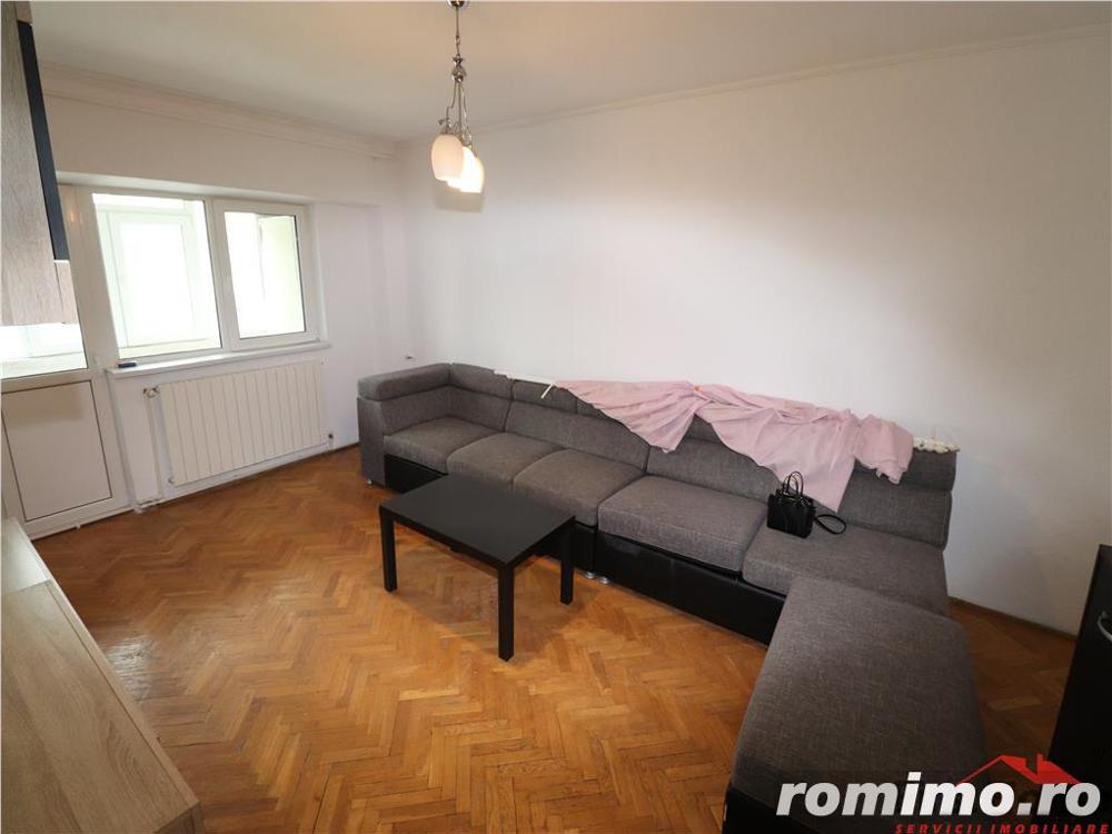 Apartament 3 camere, zona Rix- Ceasu Rau, CT, etaj 8, de vanzare