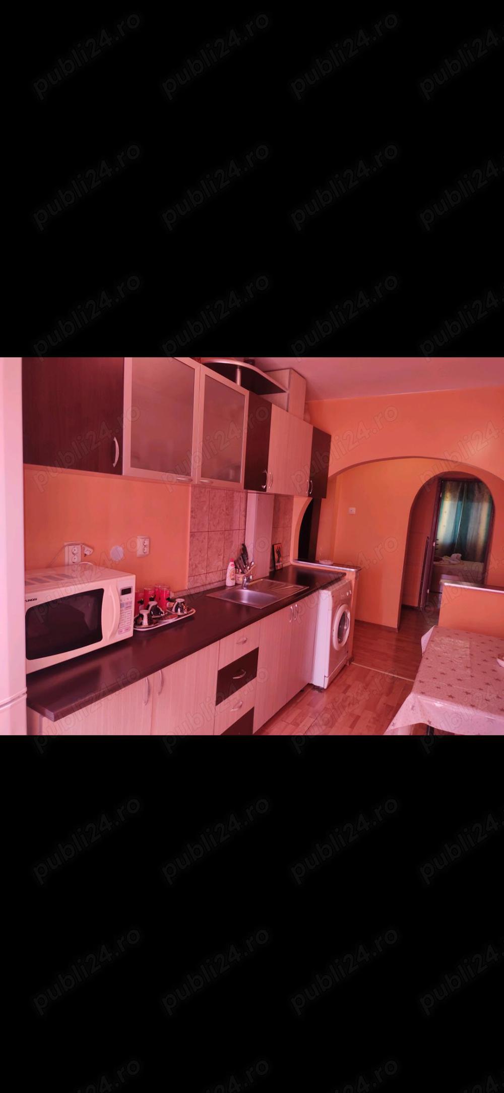 Închiriez apartament cu 3 camere in Stațiunea Bala 