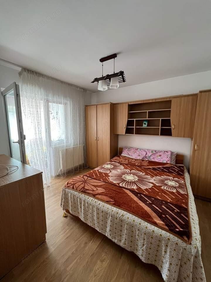 De vanzare 3 camere  mobilat, utilat , ultracentral , 69000 euro