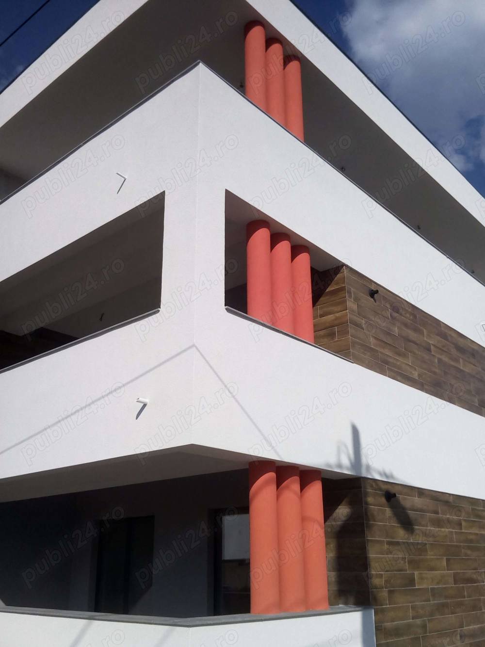 meseriaș  execut placări gresie și faianță 