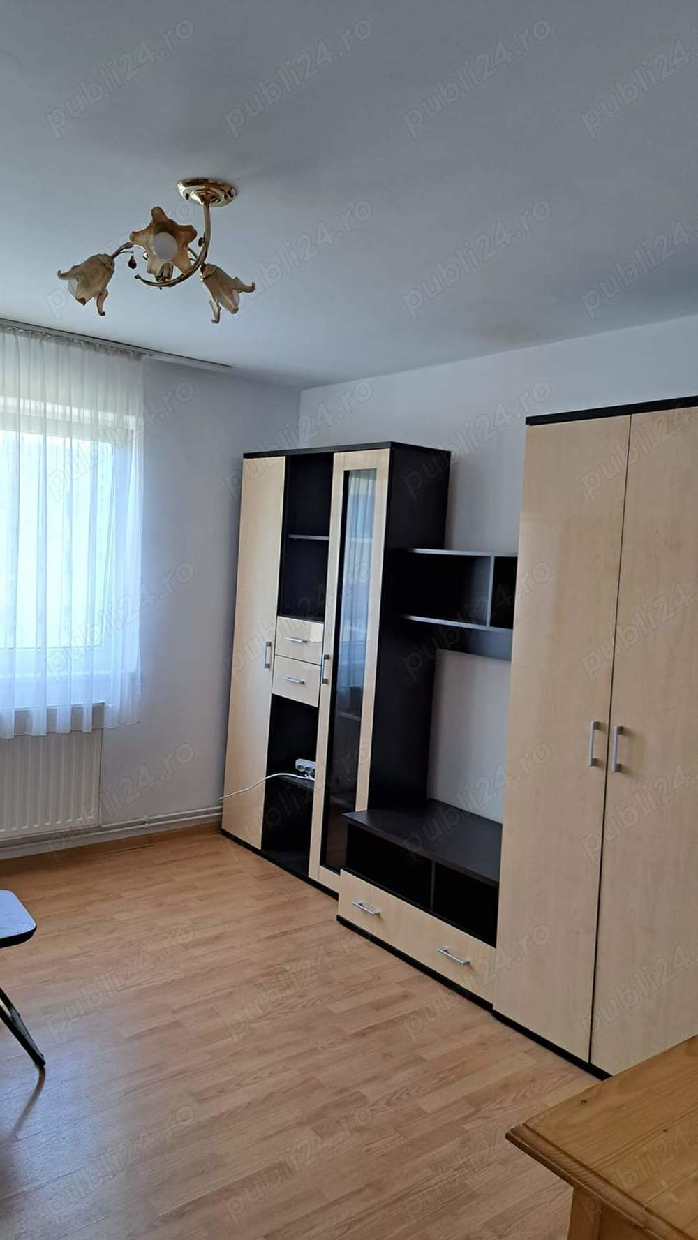 Vând apartament 