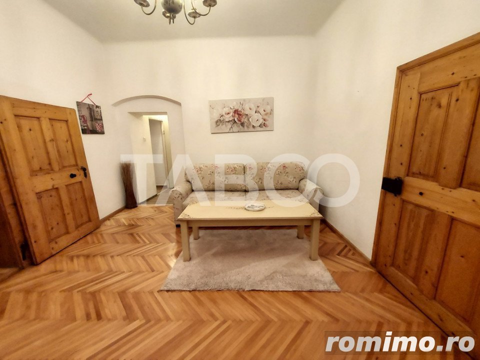 Apartament de vanzare la casa 2 camere 56 mpu Centrul Istoric 