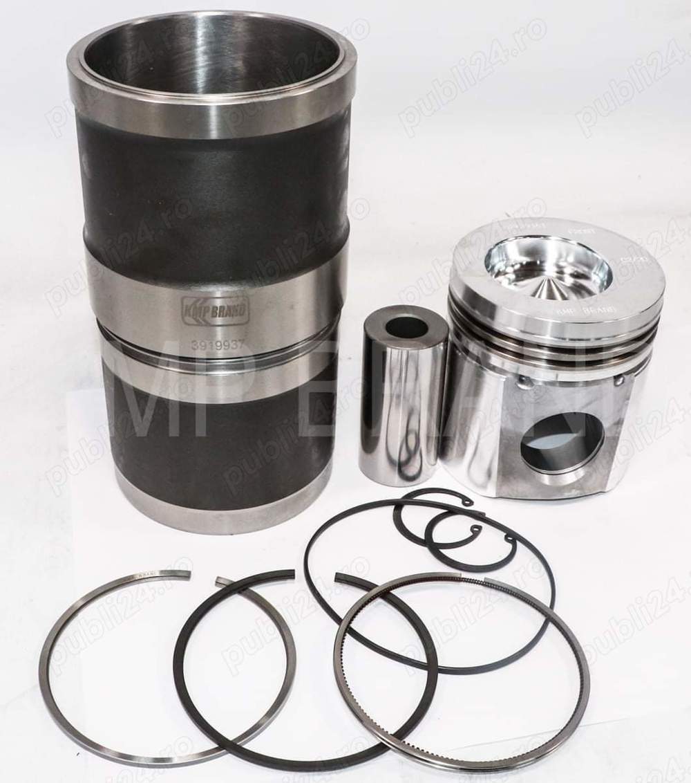Set reparatii motor tractor: arbore, piston, segmenti, cuzineti, biela, simering, garnituri