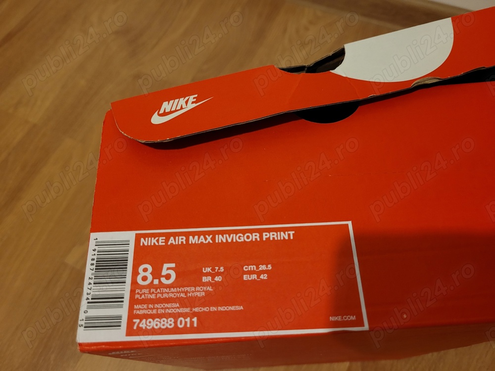 Pantofi sport noi Nike Air Max Invigor print marime 42