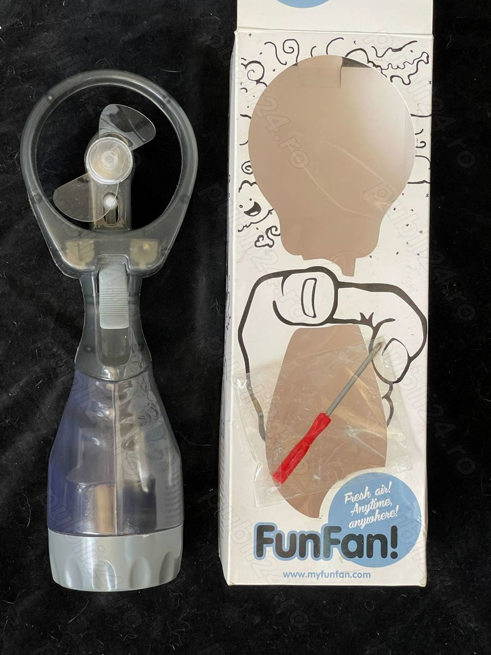 Ventilator portabil cu umidificator puverizator apa rezervor 250 ml