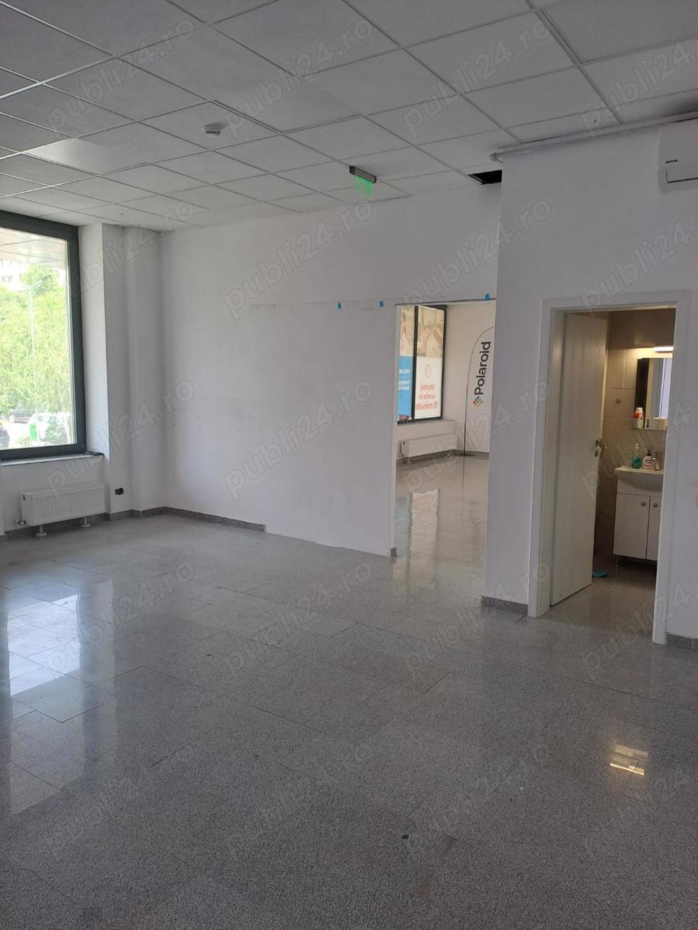 Spatiu comercial stradal, 90 mp, metrou Dimitrie Leonida, parcare proprie