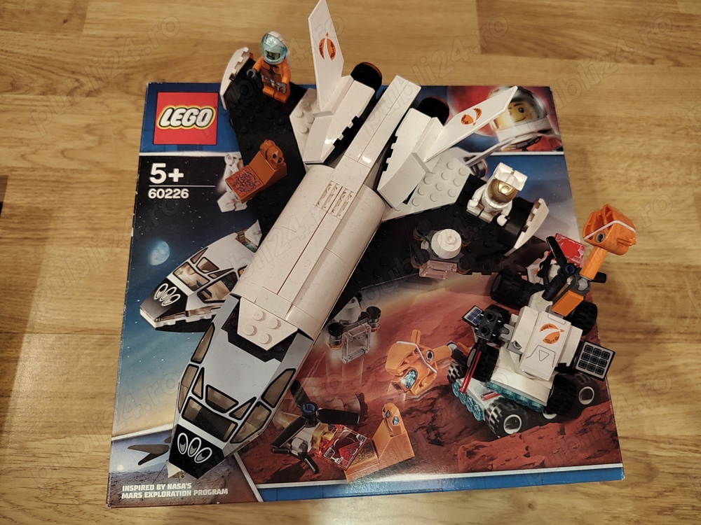 Vând Lego City - Space   Planes