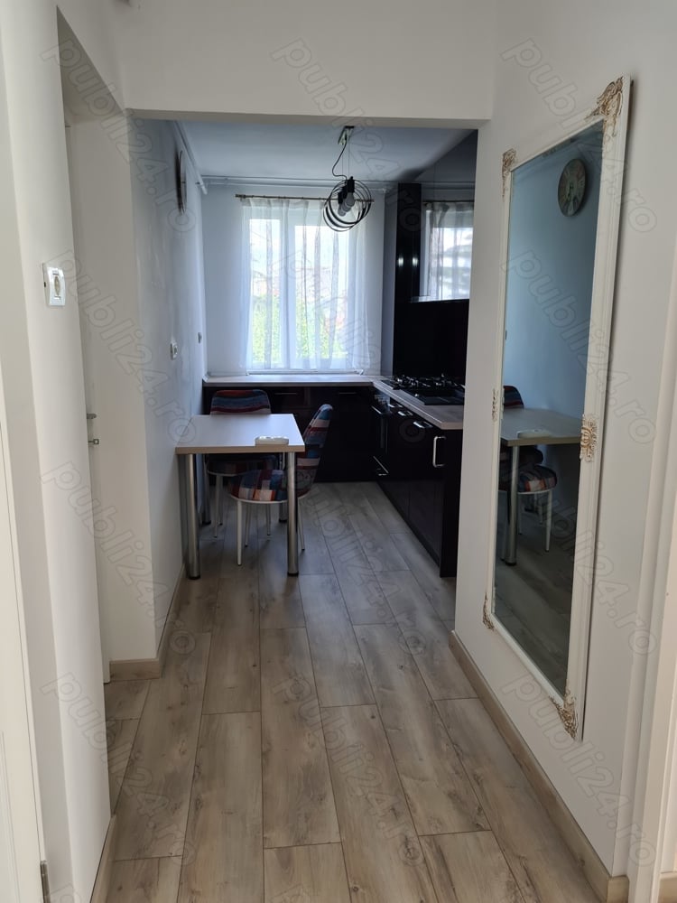 Ocazie! inchiriez apartament 3 camere faleza muresului vedere deosebita arad