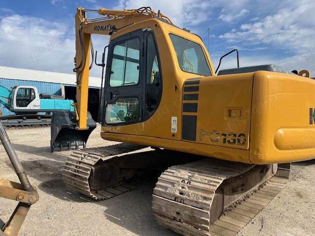 Excavator Komatsu PC130 de vânzare