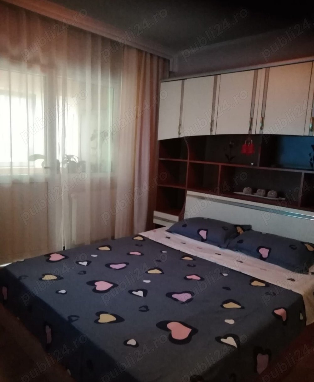 Închiriez apartament cu 1,2 camere în regim hotelier în Băile Herculane 