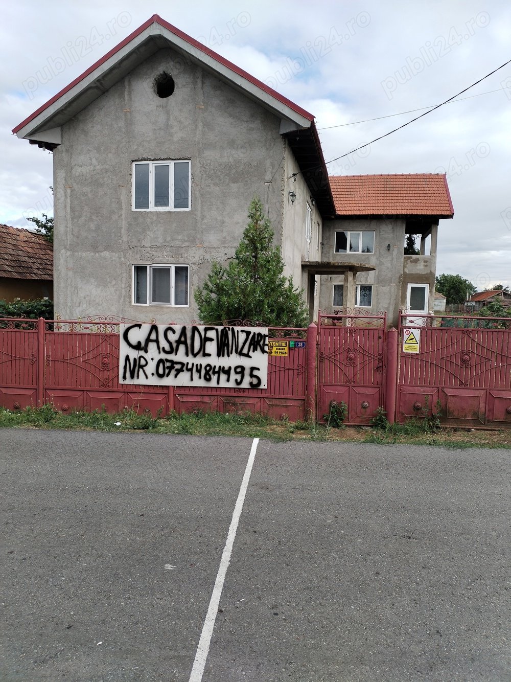 CASĂ DE VÂNZARE