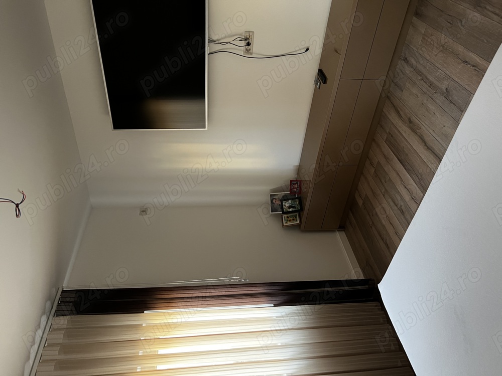 Vând jumătate duplex pe parter în Mosnita Nouă 